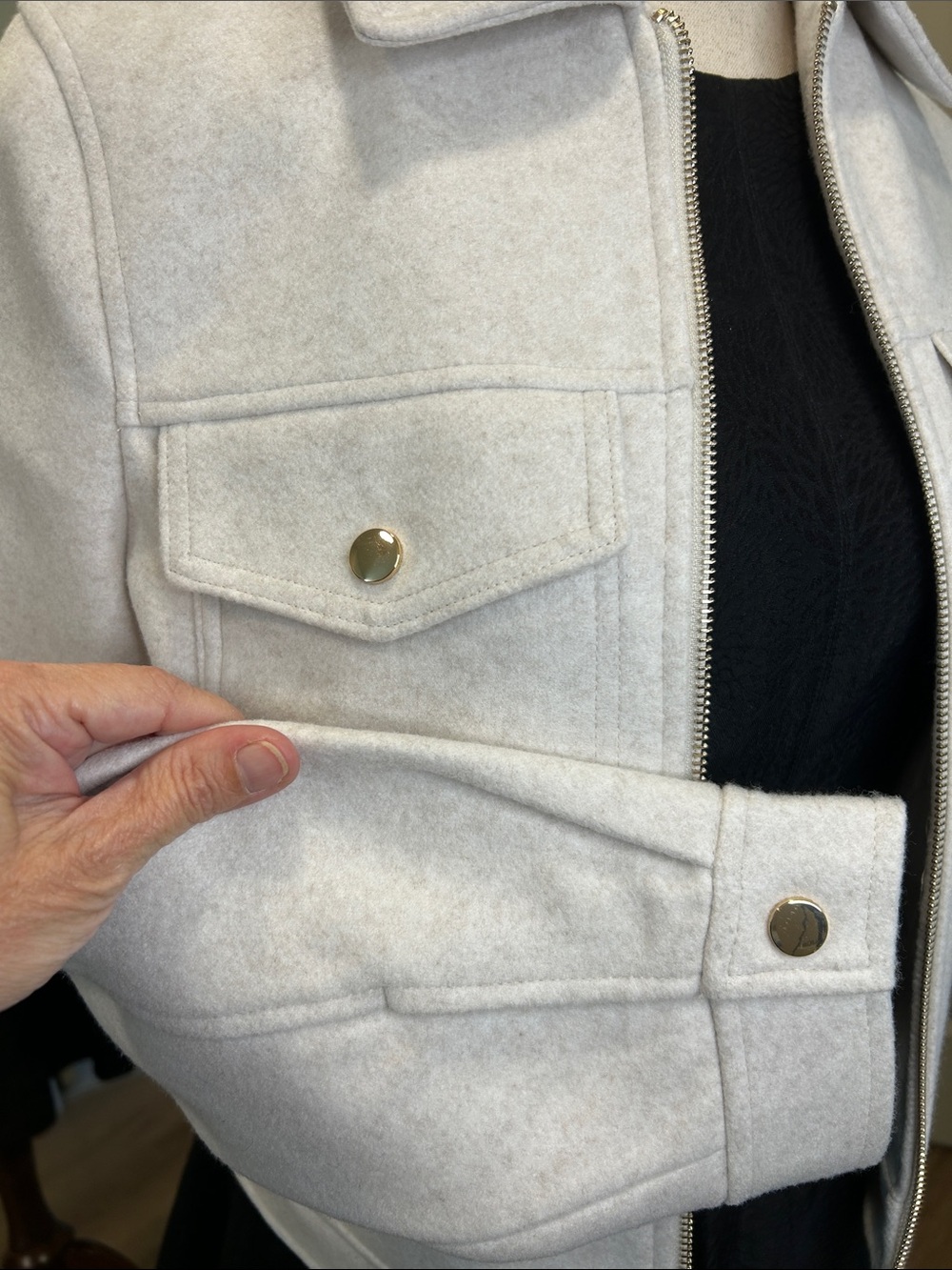NWT Zara Viral Soft Zip-Up Jacket Ecru Off-White Cropped XS Boxy 3046/287 - Picture 6 of 8